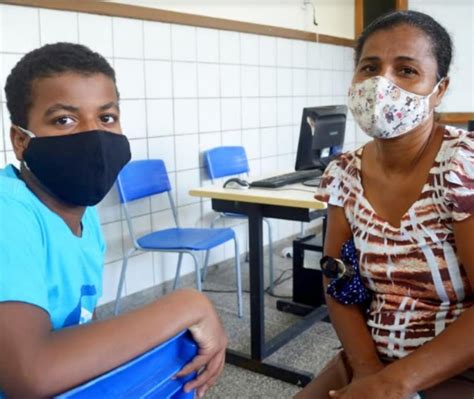 Famílias de estudantes da rede estadual já podem consultar se .